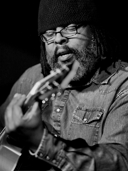 � Copyright 2013 Alan White. All Rights Reserved.