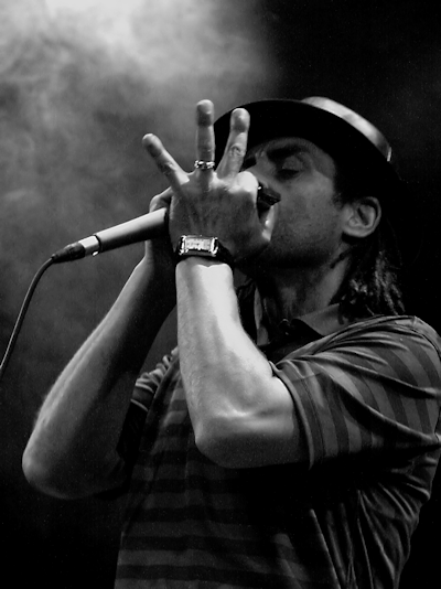 � Copyright 2009 Alan White. All Rights Reserved.