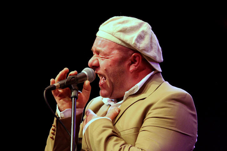 � Copyright 2008 Alan White. All Rights Reserved.
