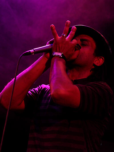� Copyright 2009 Alan White. All Rights Reserved.