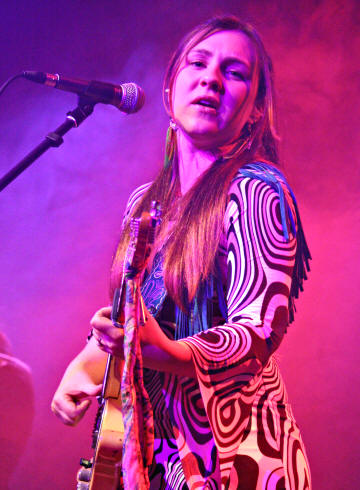 � Copyright 2008 Alan White. All Rights Reserved.