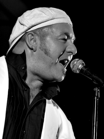� Copyright 2009 Alan White. All Rights Reserved.