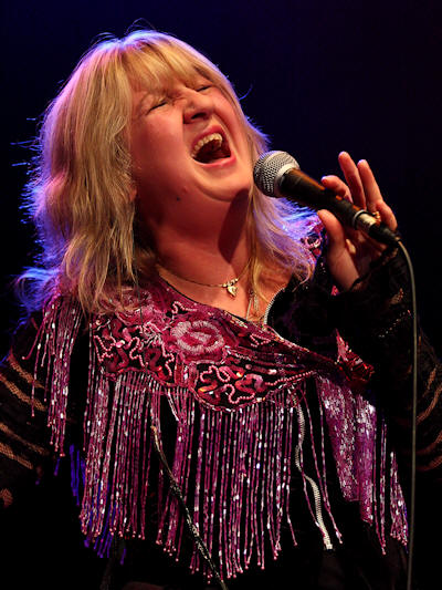 � Copyright 2011 Alan White. All Rights Reserved.
