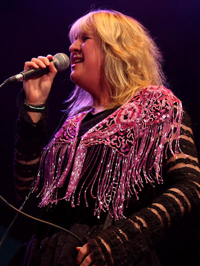 � Copyright 2011 Alan White. All Rights Reserved.
