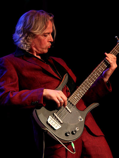 � Copyright 2011 Alan White. All Rights Reserved.