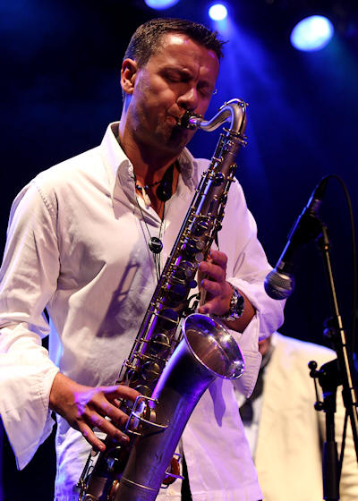 � Copyright 2011 Alan White. All Rights Reserved.