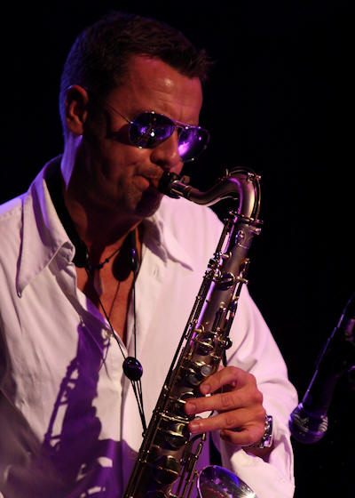� Copyright 2011 Alan White. All Rights Reserved.