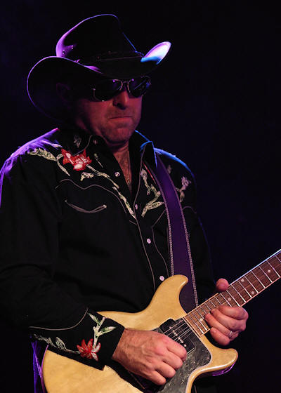 � Copyright 2011 Alan White. All Rights Reserved.