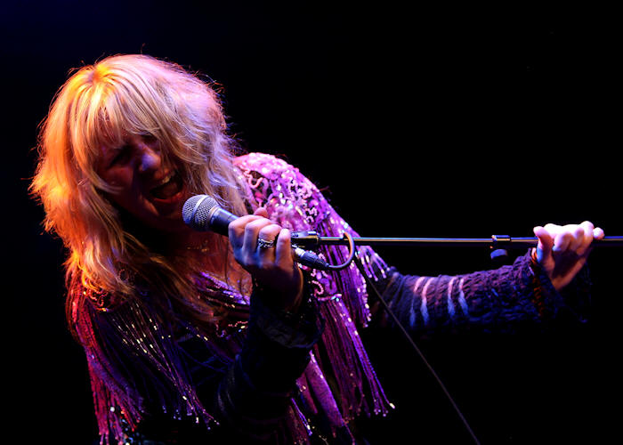 � Copyright 2011 Alan White. All Rights Reserved.