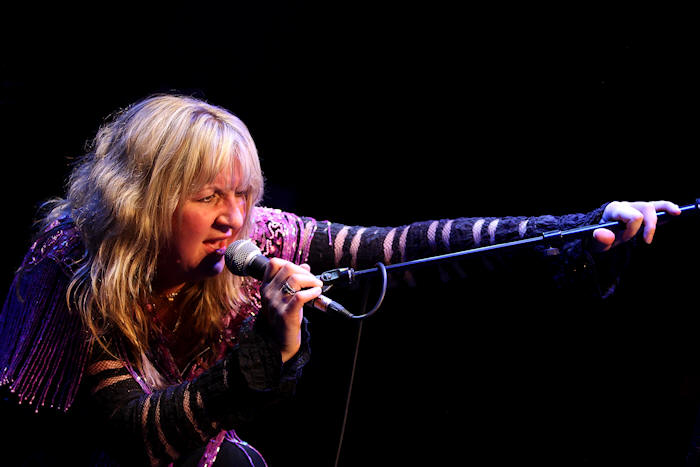 � Copyright 2011 Alan White. All Rights Reserved.
