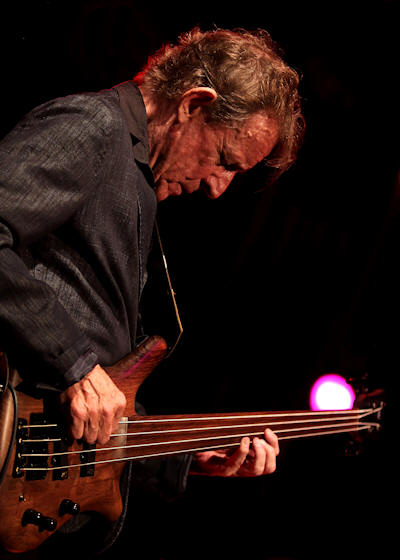 � Copyright 2011 Alan White. All Rights Reserved.