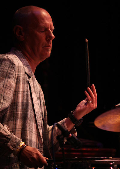 � Copyright 2011 Alan White. All Rights Reserved.