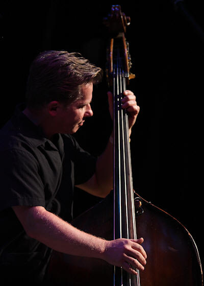 � Copyright 2011 Alan White. All Rights Reserved.