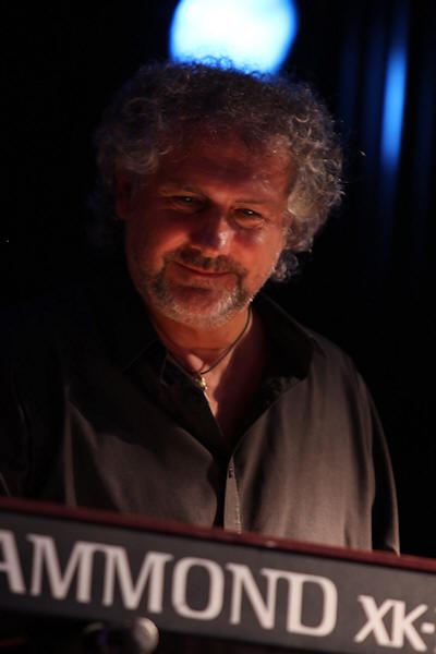 � Copyright 2012 Alan White. All Rights Reserved.