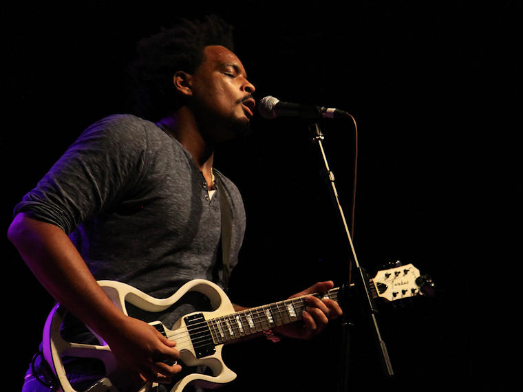 Jarekus Singleton � Copyright 2015 Alan White. All Rights Reserved.