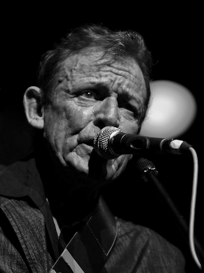 � Copyright 2011 Alan White. All Rights Reserved.