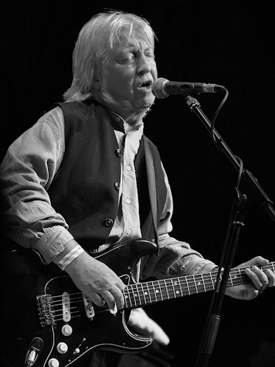 � Copyright 2011 Alan White. All Rights Reserved.