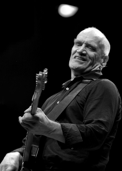 � Copyright 2011 Alan White. All Rights Reserved.