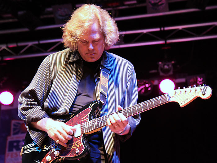 � Copyright 2009 Alan White. All Rights Reserved.