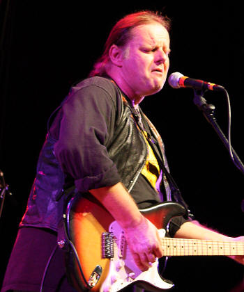 � Copyright 2008 Alan White. All Rights Reserved.