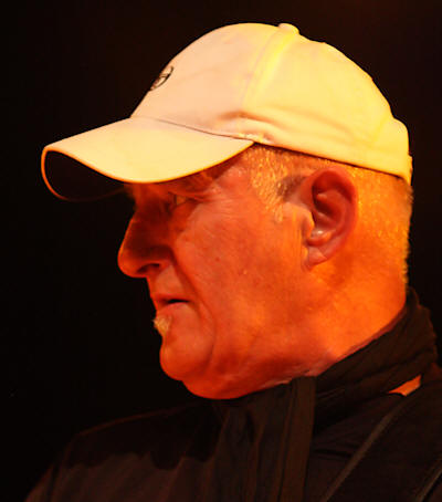 � Copyright 2009 Alan White. All Rights Reserved.