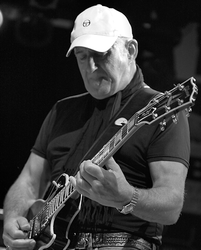 � Copyright 2009 Alan White. All Rights Reserved.