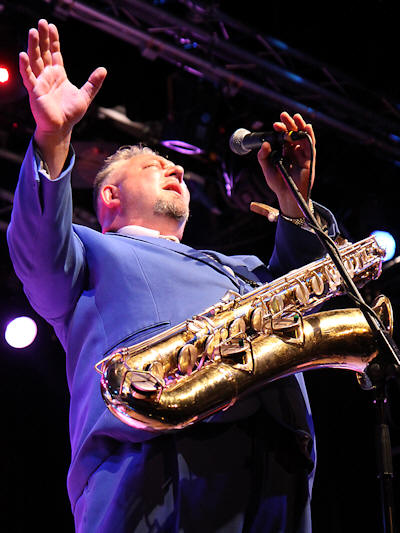 � Copyright 2009 Alan White. All Rights Reserved.