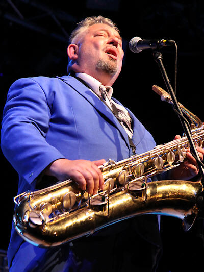 � Copyright 2009 Alan White. All Rights Reserved.
