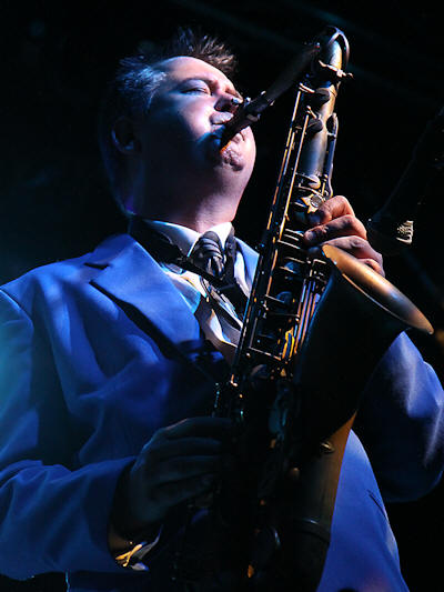� Copyright 2009 Alan White. All Rights Reserved.