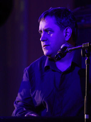 � Copyright 2010 Alan White. All Rights Reserved.