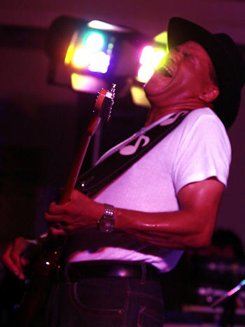 � Copyright 2008 Alan White. All Rights Reserved.