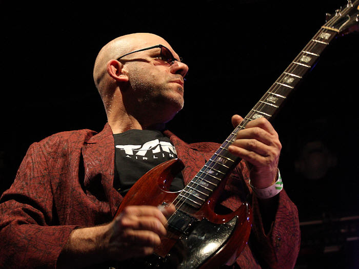 � Copyright 2008 Alan White. All Rights Reserved.