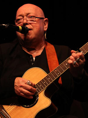 � Copyright 2010 Alan White. All Rights Reserved.