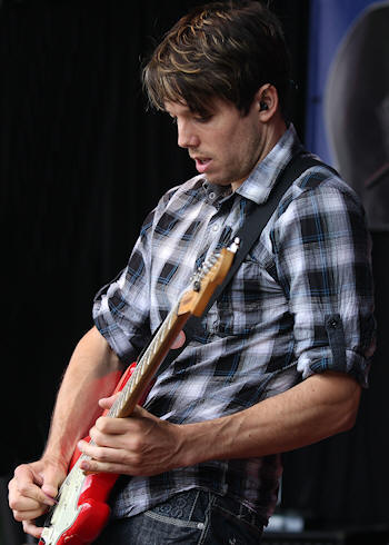 � Copyright 2011 Alan White. All Rights Reserved.