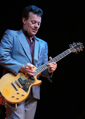 � Copyright 2011 Alan White. All Rights Reserved.