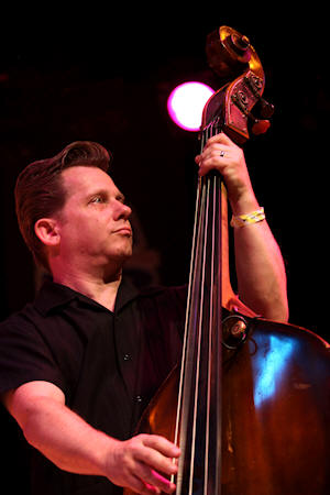 � Copyright 2011 Alan White. All Rights Reserved.