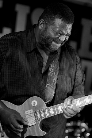 � Copyright 2010 Alan White. All Rights Reserved.