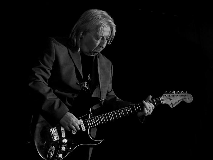 � Copyright 2011 Alan White. All Rights Reserved.