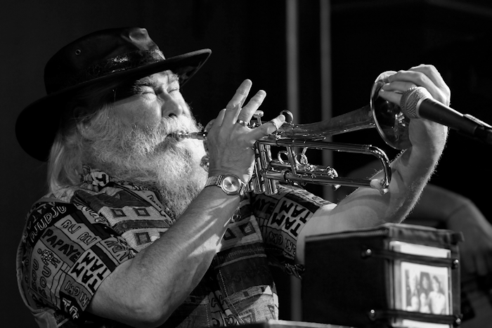 � Copyright 2010 Alan White. All Rights Reserved.