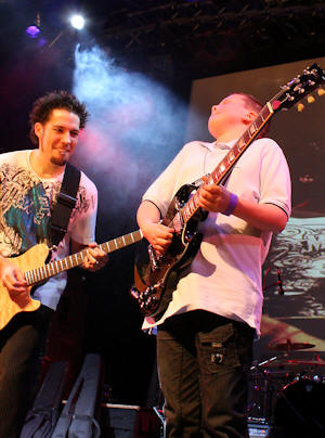 � Copyright 2009 Alan White. All Rights Reserved.