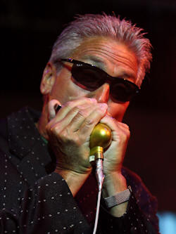 Rod Piazza � Copyright 2009 Alan White. All Rights Reserved.