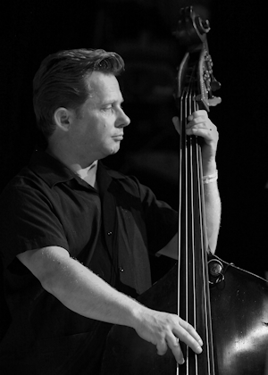 � Copyright 2011 Alan White. All Rights Reserved.