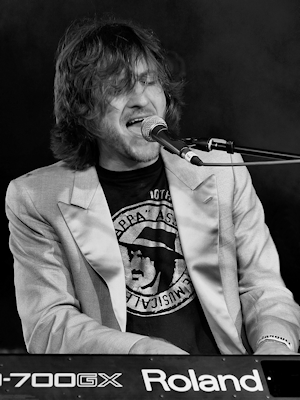� Copyright 2010 Alan White. All Rights Reserved.