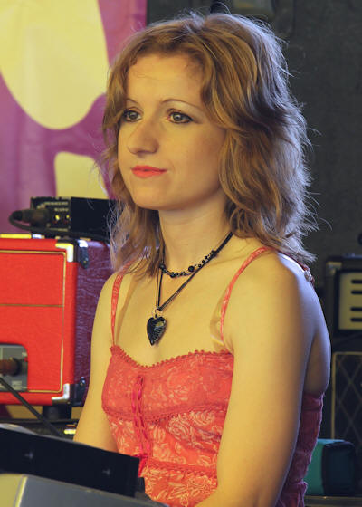 � Copyright 2010 Alan White. All Rights Reserved.