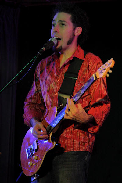 © Copyright 2010 Alan White. All Rights Reserved.