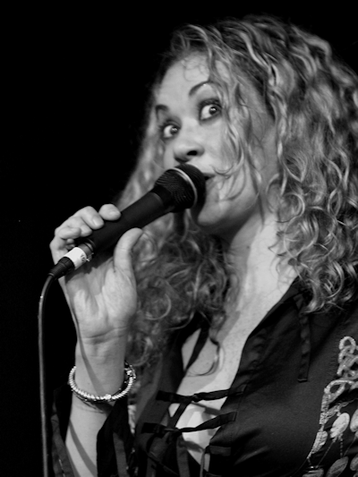 � Copyright 2011 Alan White. All Rights Reserved.