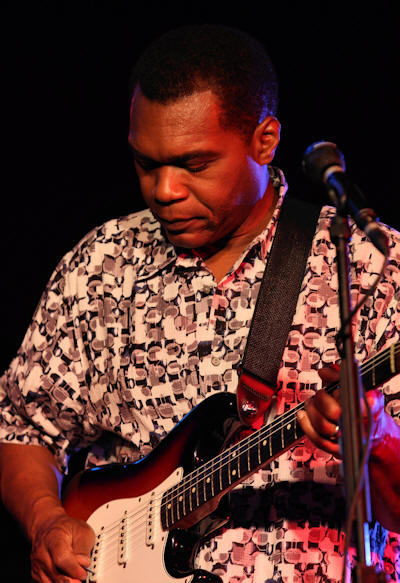 � Copyright 2010 Alan White. All Rights Reserved.