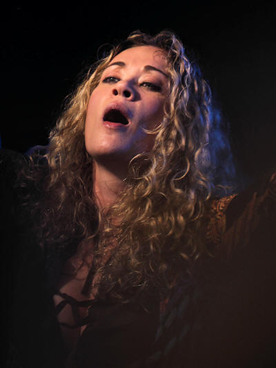 � Copyright 2011 Alan White. All Rights Reserved.