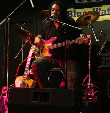 � Copyright 2007 Alan White. All Rights Reserved.