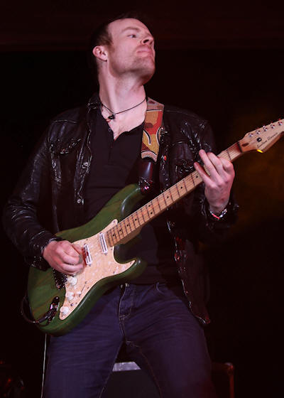 � Copyright 2012 Alan White. All Rights Reserved.